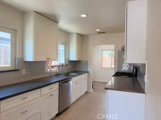 Building Photo - 2415 Los Padres Dr