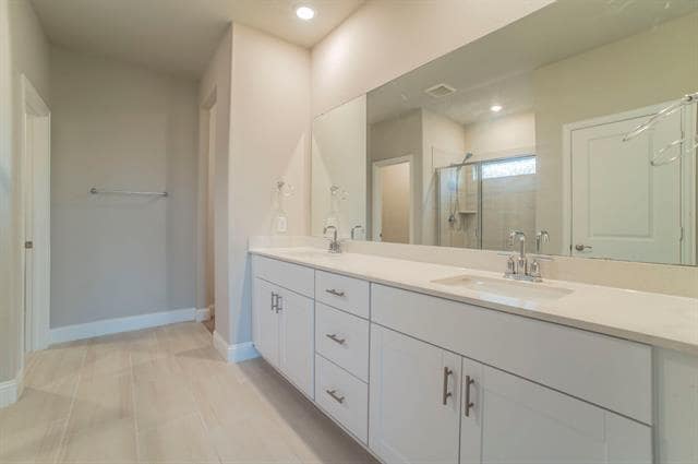 Building Photo - 3317 Evening View