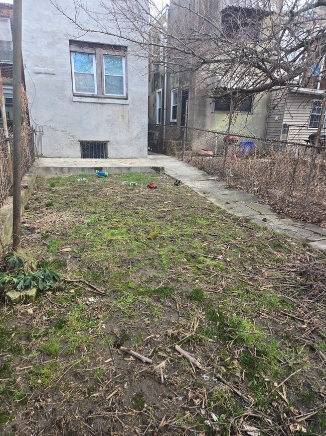 Building Photo - 3528 N 6th St