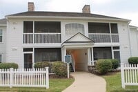 Building Photo - 2664 S Knightsbridge Cir