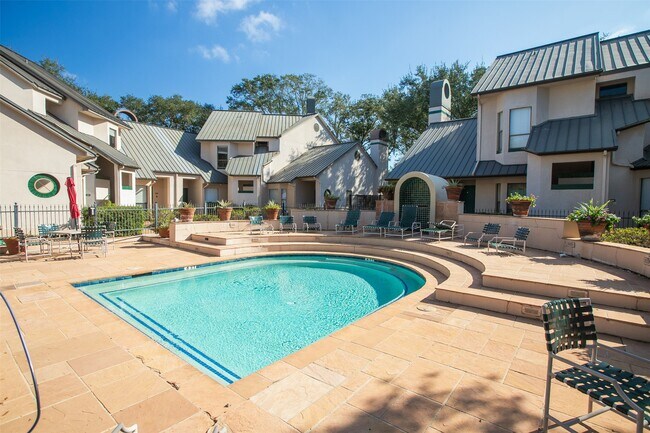 Building Photo - 4144 Greystone Way