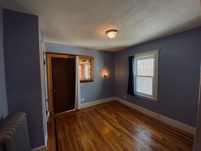 Building Photo - 4-4 Sunset Hill Rd