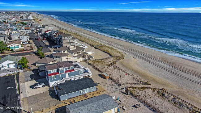 Building Photo - 256 Ocean Bay Blvd