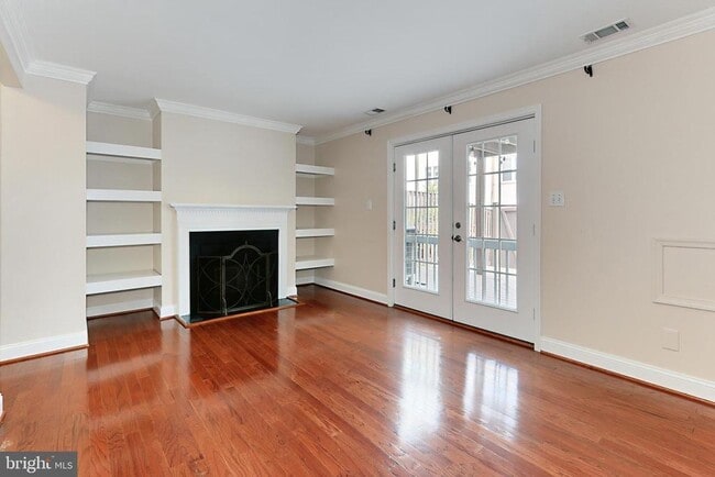 Building Photo - 9630 Sutton Green Ct
