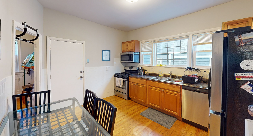 23 Tufts #2 - 23 Tufts St