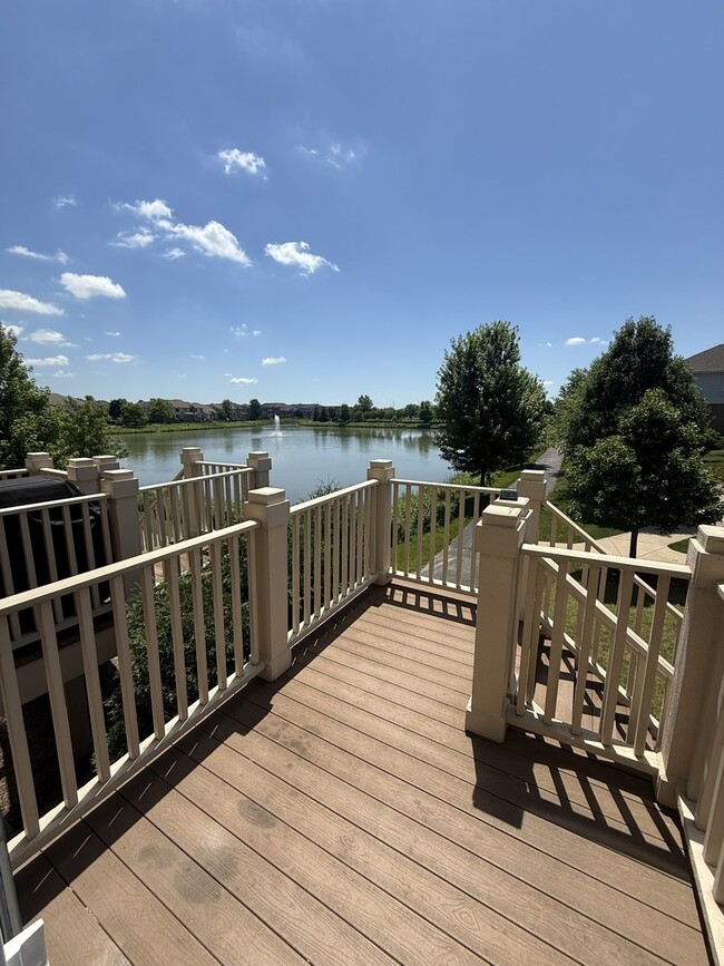 Building Photo - 2856 Henley Ln