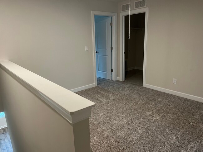 Building Photo - 2336 Belterra Dr
