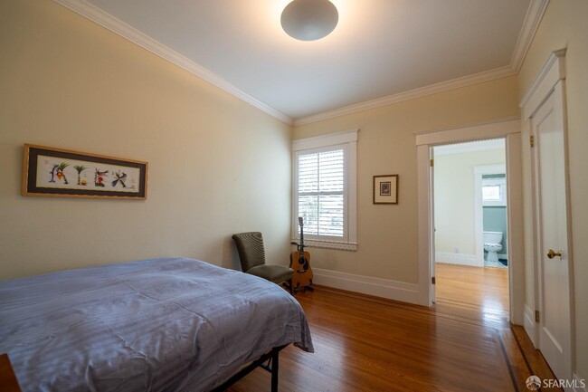 Building Photo - 536 Funston Ave