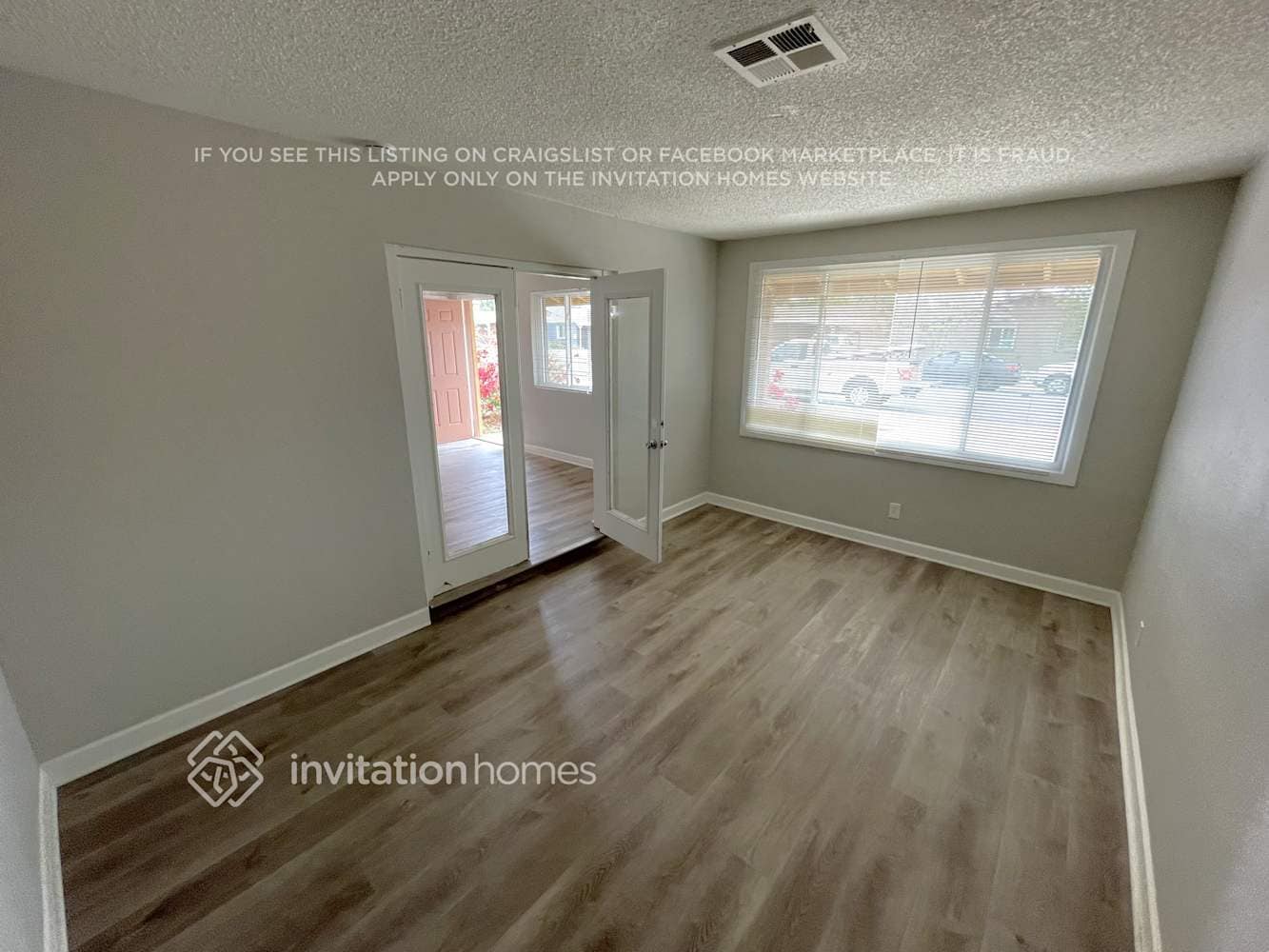 Building Photo - 4048 W Townley Ave