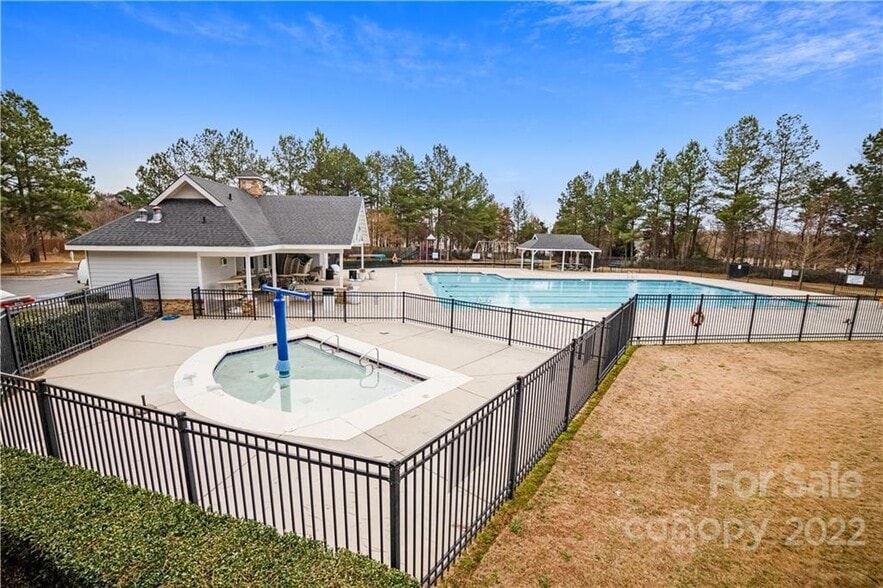 Building Photo - 2136 Midnight Blue Ln
