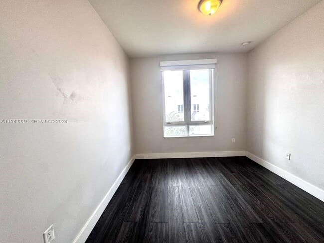 Building Photo - 6458 NW 103rd Psge