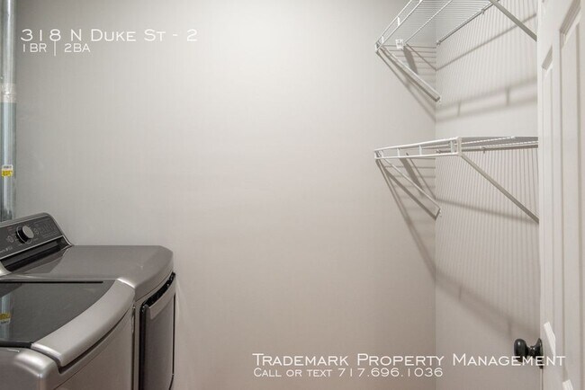 Building Photo - 318 N Duke St
