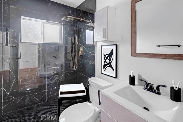 Building Photo - 20302 Oxnard St