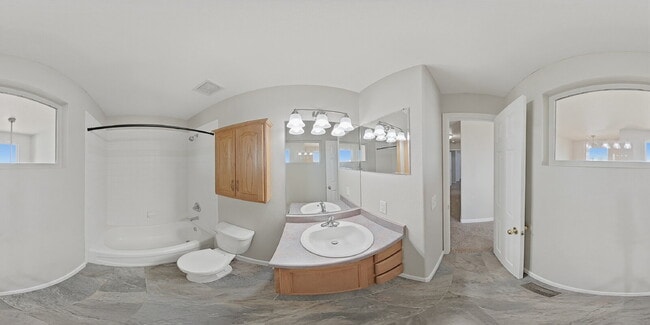 Building Photo - $2,620.95 with $300 off the first month's rent, 5 Beds - 3.5 Bath, Single Family Home in Colorado...