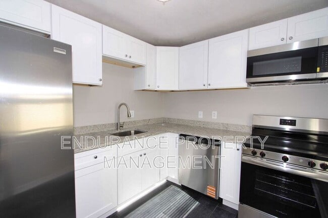 Building Photo - 10203 Storm Dr