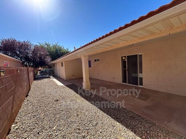 Building Photo - 2405 S 770 W