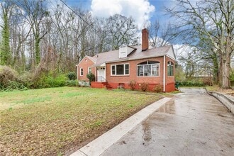 Building Photo - 1287 Eastland Rd SE