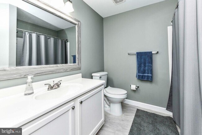 Building Photo - 11400 Windleaf Ct