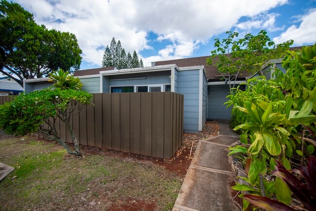 Building Photo - 94-419-419 Lanikuhana Pl