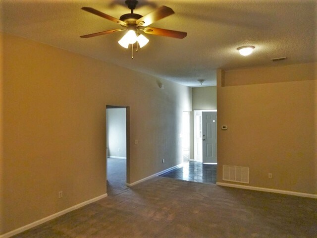 Building Photo - 1157 Windy Willows Dr