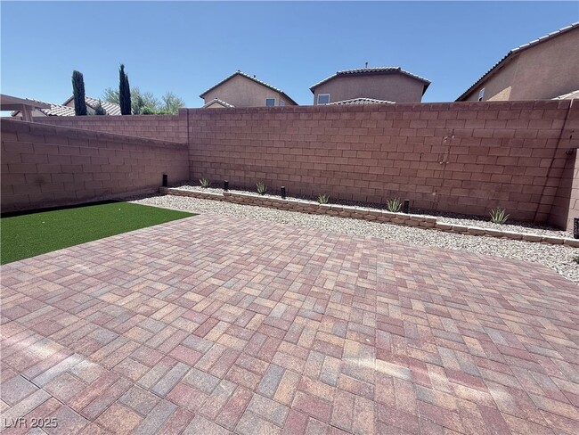 Building Photo - 11777 Red Water Ct