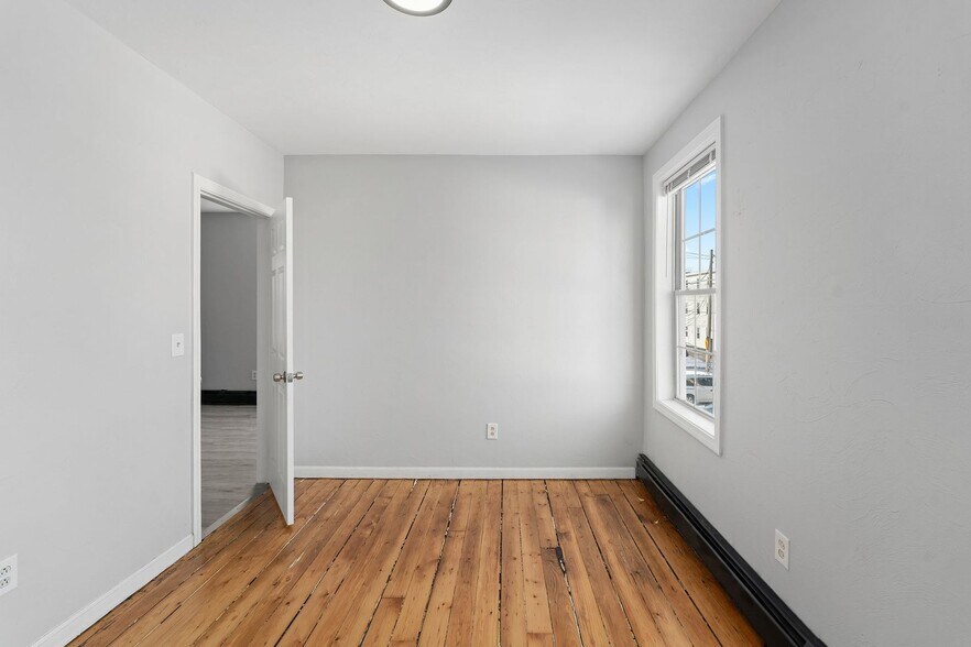 Building Photo - 132-134 DePasquale Avenue