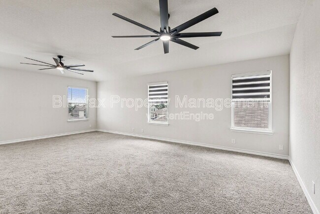Building Photo - 4712 Paluxy Trl