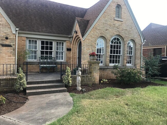 Primary Photo - 3132 NW 22nd St