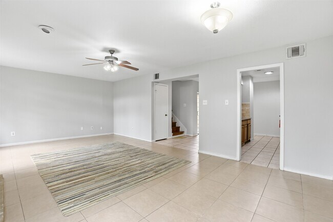 Building Photo - 14117 Briarsage Ct