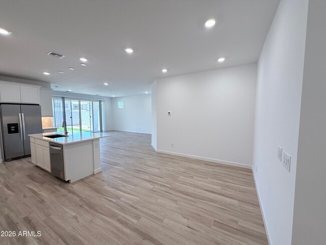 Building Photo - 6999 W Pinnacle Vista Dr