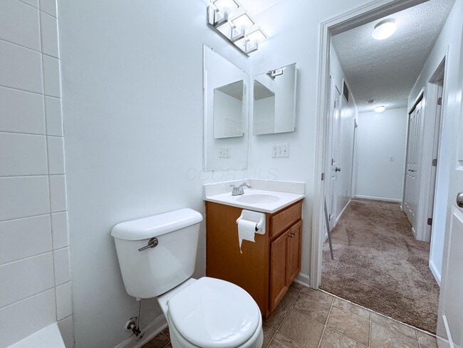 Building Photo - 7257 Reynolds Crossing Dr