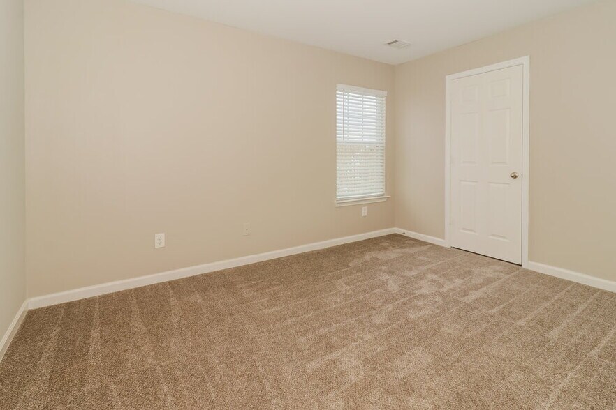 Building Photo - 3060 Whittier Way