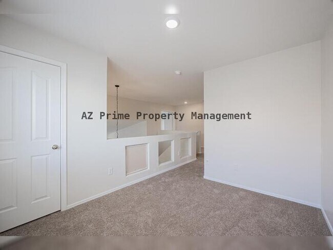 Building Photo - 1255 S Western Skies Dr