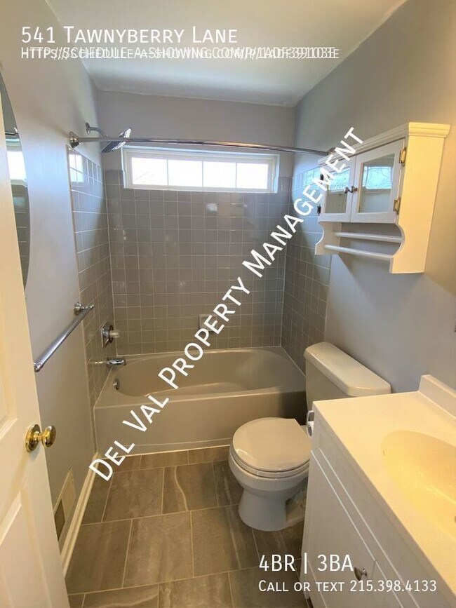 Building Photo - 541 Tawnyberry Ln