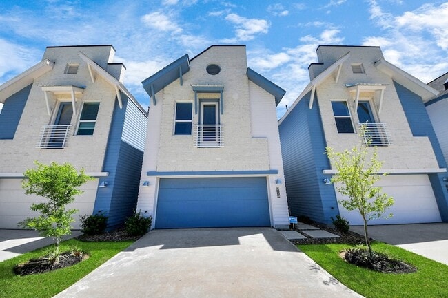 Building Photo - 1053 Glenn Ave