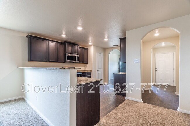 Building Photo - 15266 Snug Harbor Way