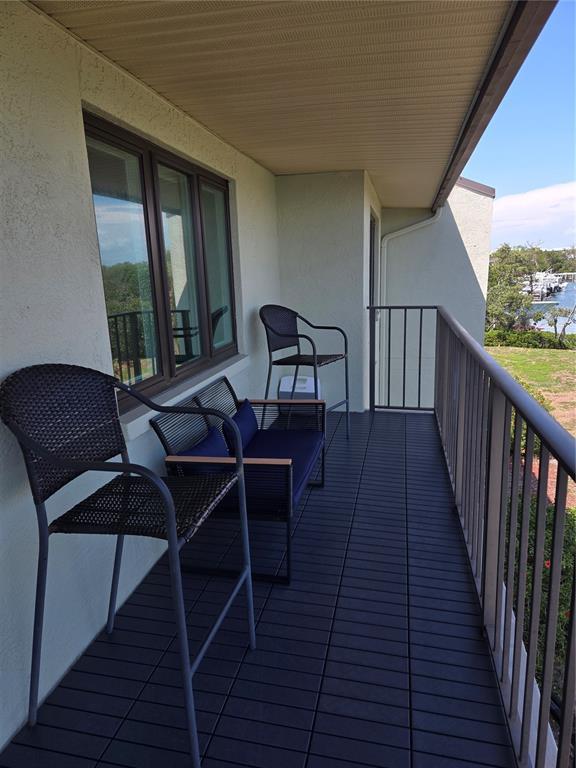 Building Photo - 1515 Pinellas Bayway S