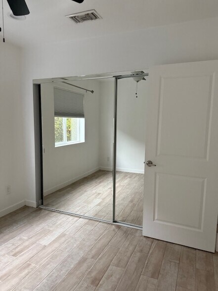 Bedroom Closet - 7949 Nita Ave