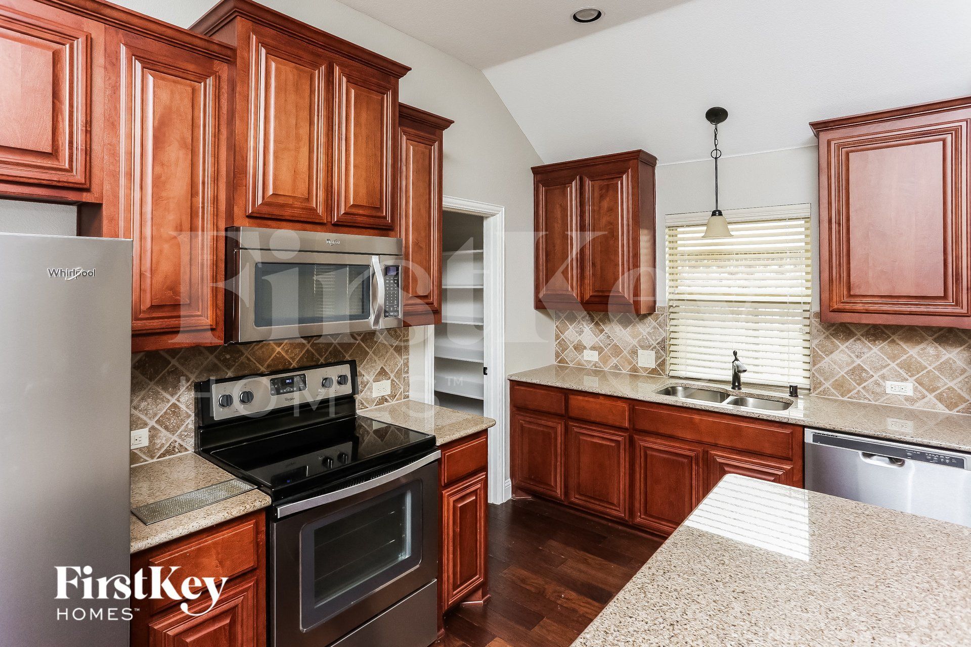 Building Photo - 921 Lucetta St