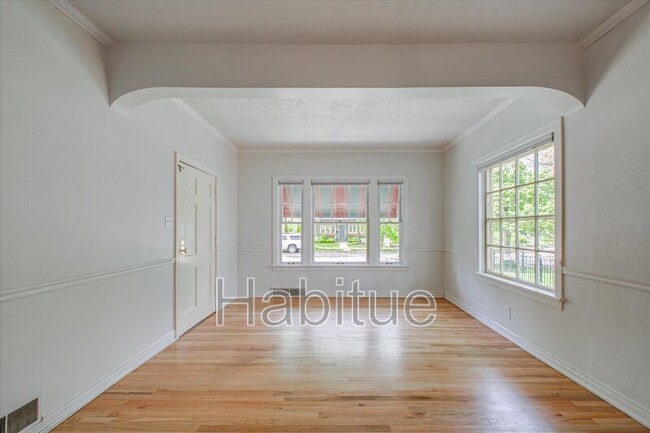 Building Photo - 1110 N 8th St