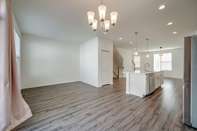 Building Photo - 4138 Irving Rd