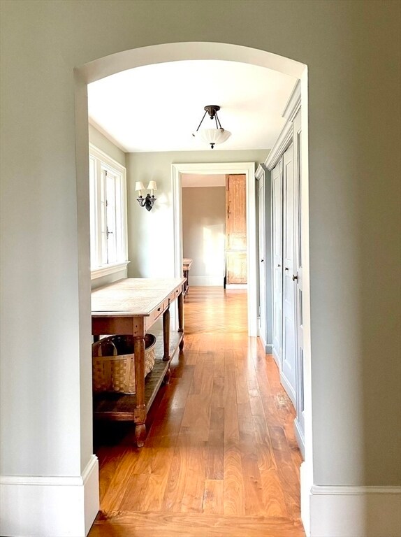 Building Photo - 918 Hale St