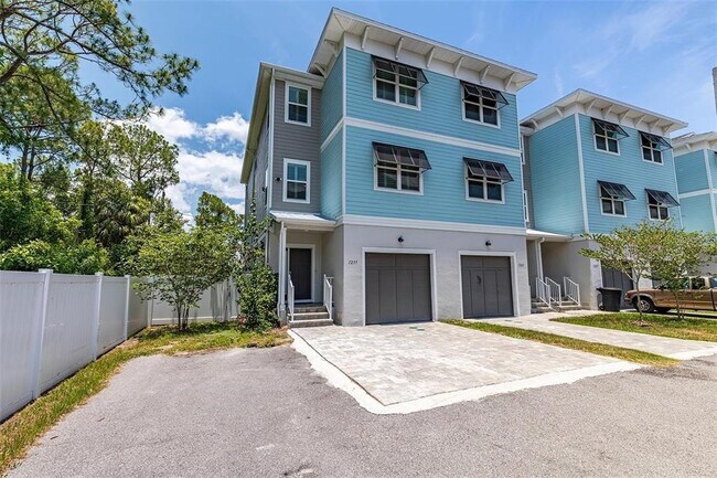 Primary Photo - 1237 Savona Dr