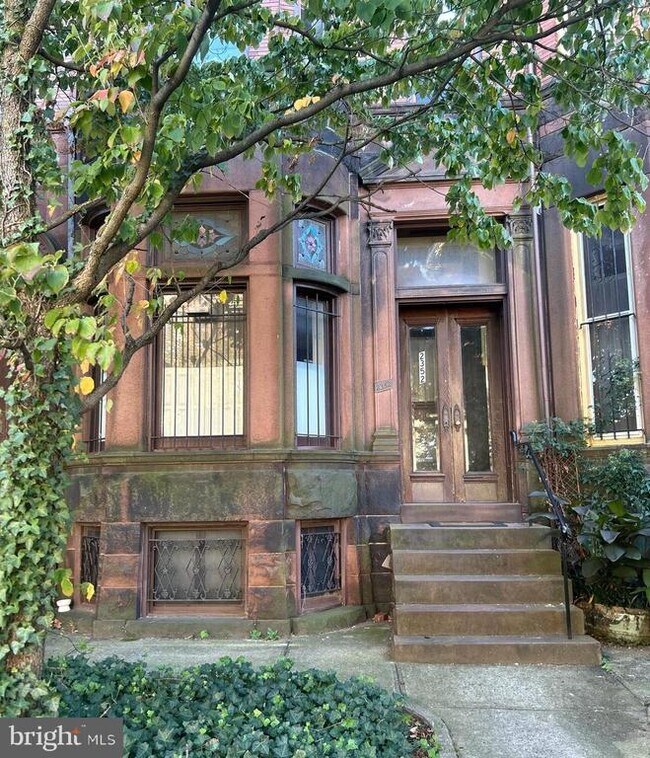 Building Photo - 2352 Eutaw Pl