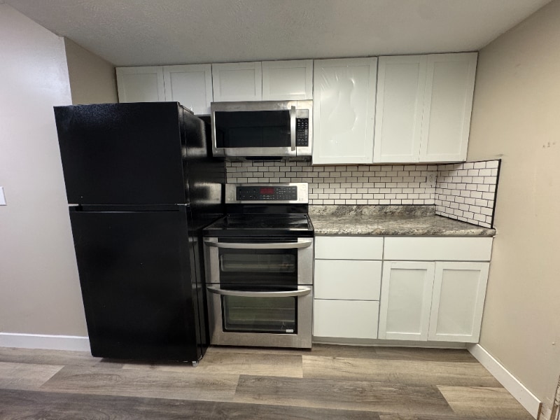 Building Photo - 1057 Delphi Ave