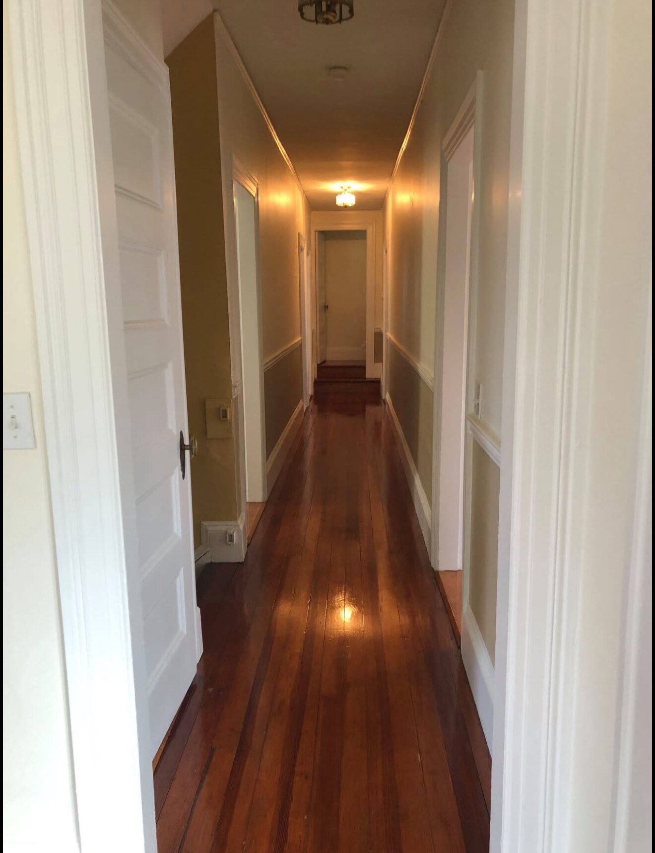 Building Photo - 18 University Ave