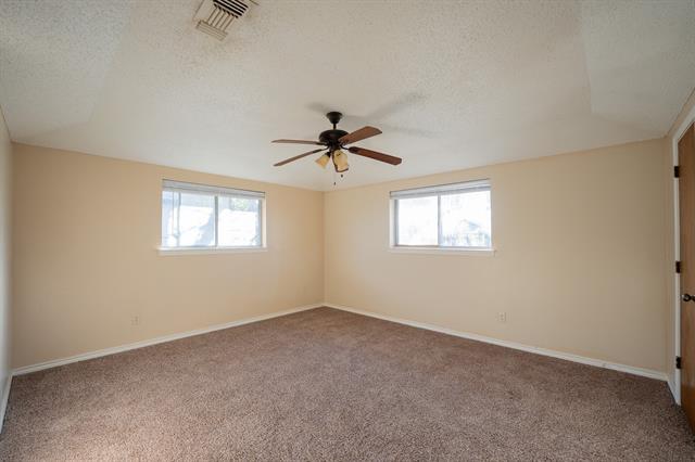 Building Photo - 309 Brookview Dr