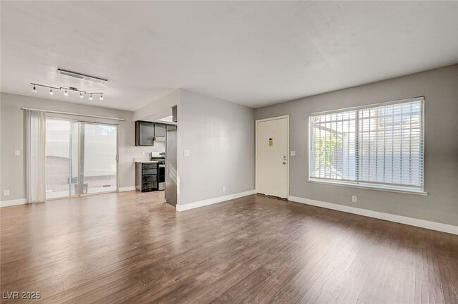 Building Photo - 4339 Spencer St