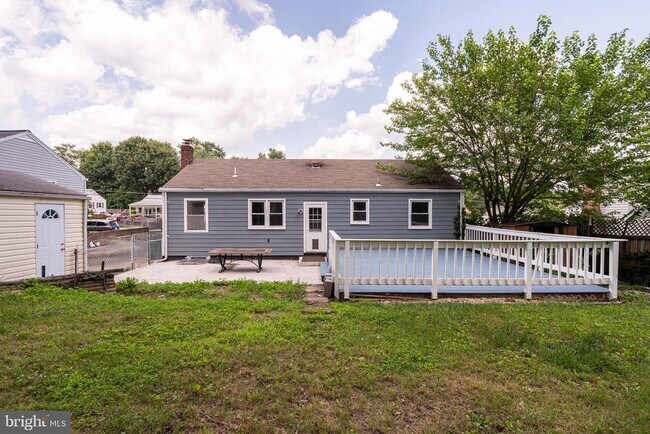 Building Photo - 4144 Addison Rd
