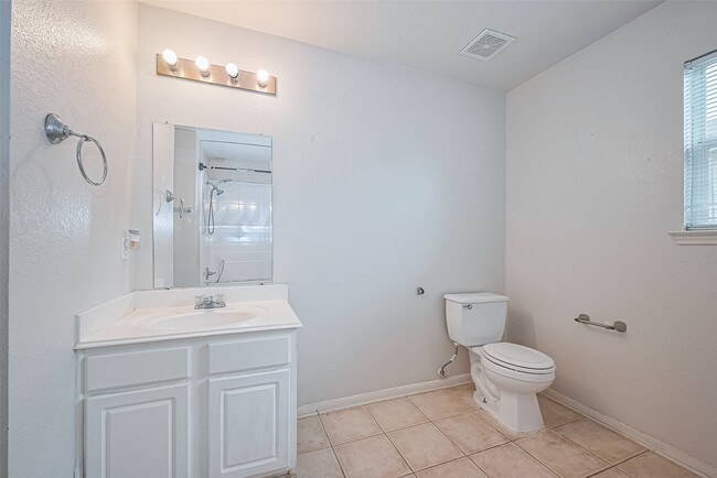 Building Photo - 12927 Pale Ivy Ln